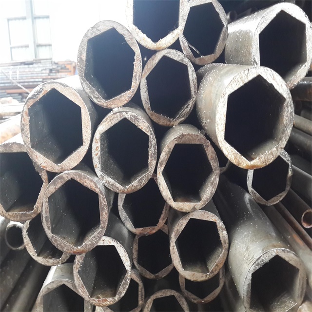 平?jīng)霎愋蜔o縫鋼管